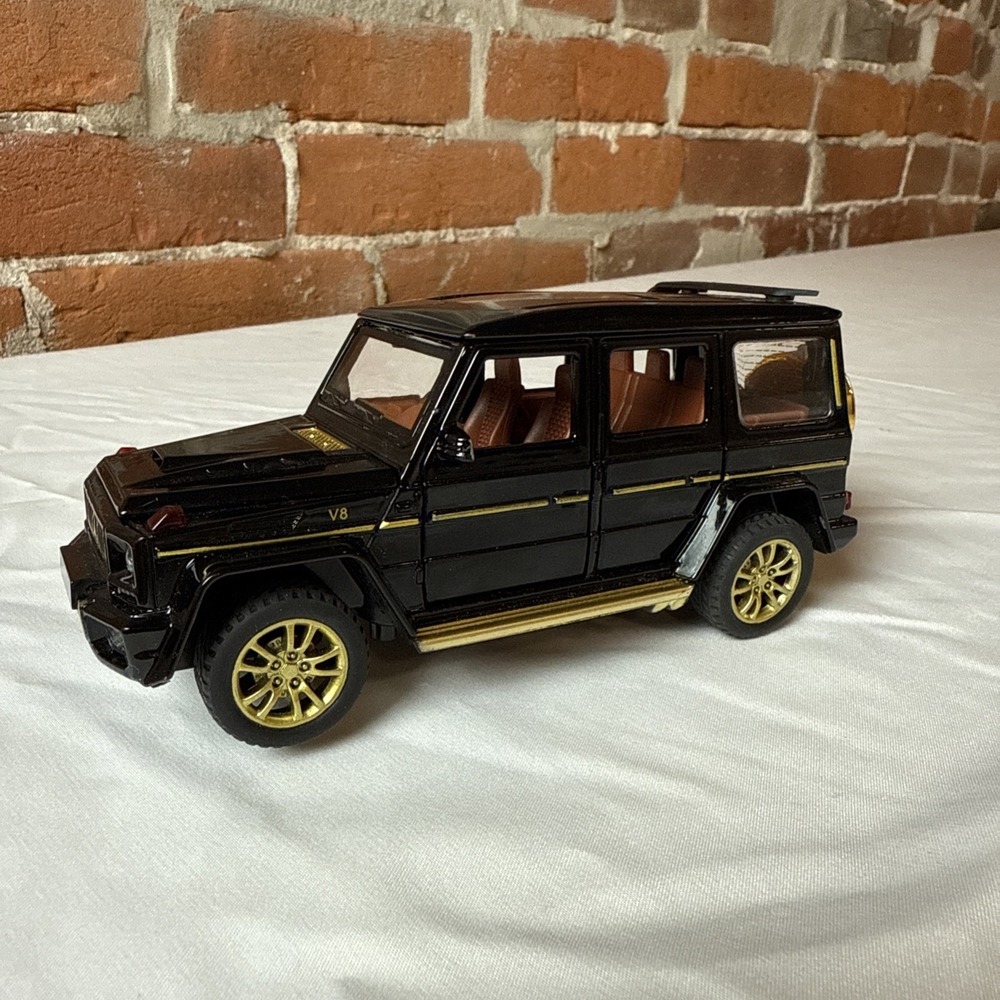 1/CHE ZHI Mercedes 1:32 Scale Die-cast Metal Car Model G‎ 63